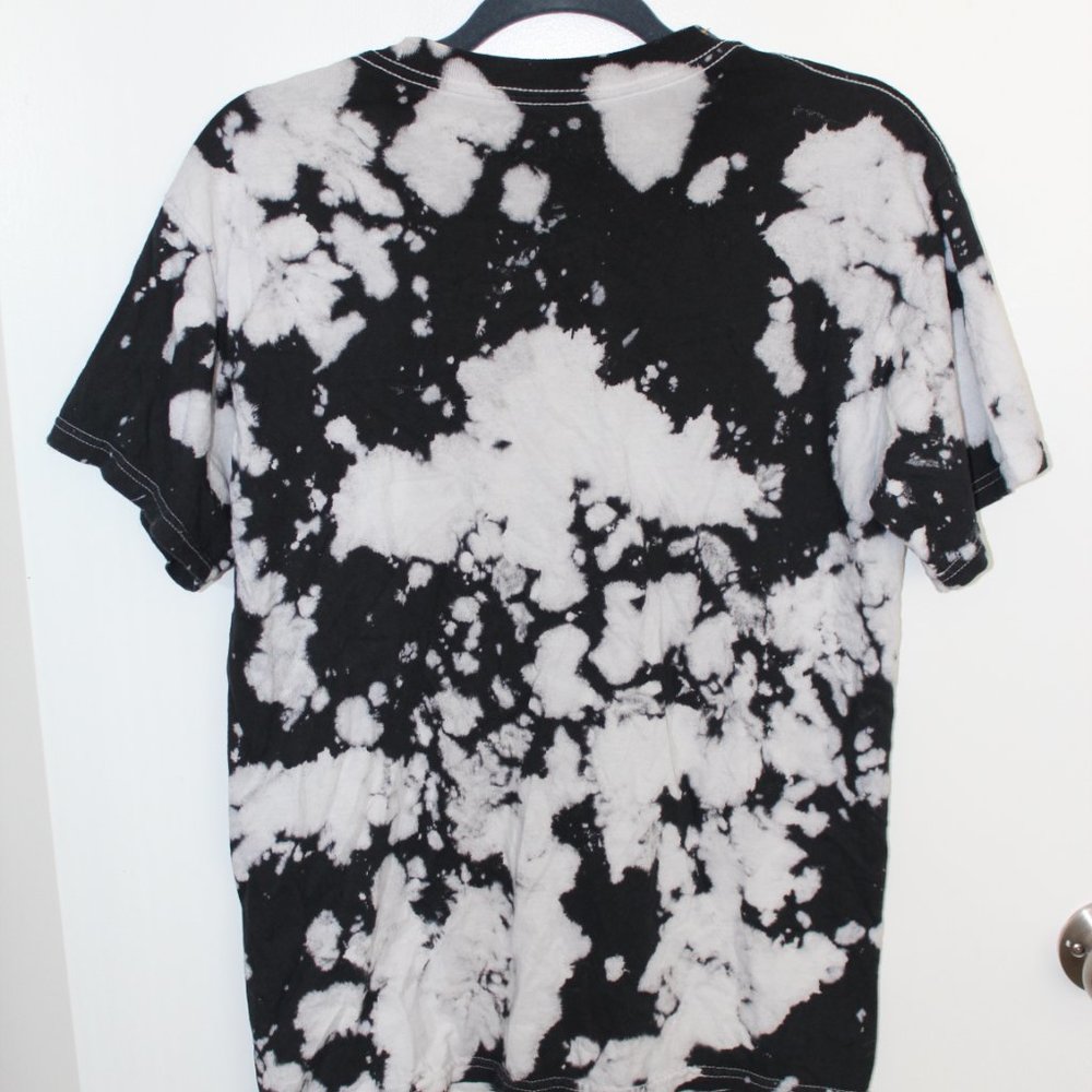ACDC BALLBREAKER BLEACH WASH T-SHIRT WITH BLUE PRINT SIZE MEDIUM - Picture 7 of 7